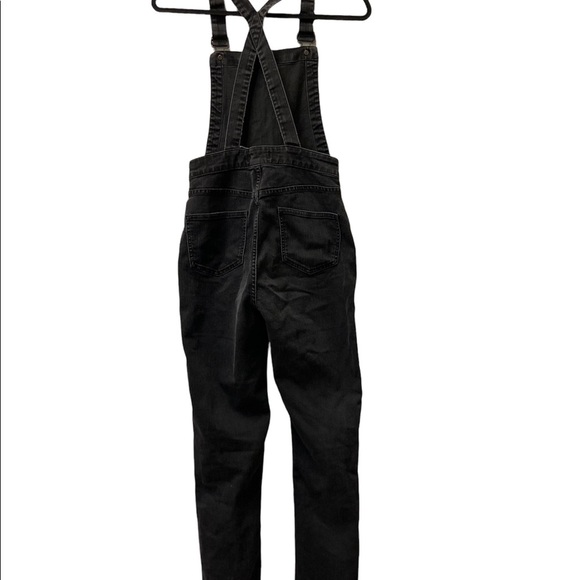 Madewell Black Cross-back Overalls in a size XS. - Picture 5 of 8
